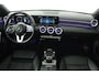 Mercedes-Benz A-klasse 180 Business Solution (PANORAMADAK, SFEERVERLICHTING, CAMERA, STOELVERWARMING, LEDER)