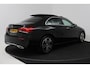 Mercedes-Benz A-klasse 180 Business Solution (PANORAMADAK, SFEERVERLICHTING, CAMERA, STOELVERWARMING, LEDER)