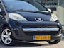 Peugeot 107 1.0-12V Sublime 5 drs bj 2010 Airco Lmv Top staat