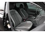 Volkswagen Polo 1.0 TSI R-Line OPTIONS / FULL BLACK / VERLAGINGSVEREN / APPLE CARPLAY / LED KOPLAMPEN / DIGITAL DASCH /MAXTON PACK