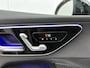 Mercedes-Benz GLC 300e 4MATIC Business Solution AMG | Advanced plus | Nightpakket | Parkeerpakket met achteruitcamera | Trekhaak | Panoramaschuifdak | Middenconsole metaalstructuur | 20 inch vijfspaaks lichtmetalen AMG-velgen |