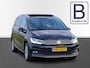 Volkswagen Touran 1.5 TSI Highline / Trekhaak / Panodak / Carplay