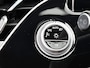 Mercedes-Benz E-klasse 300 e Business Solution AMG | Premium pakket | Lederpakket | Winterpakket | Nightpakket | Trekhaak | Panoramaschuifdak | 360° camera | Burmester® 4D surround sound system | GUARD 360° | 20-inch Multispaak AMG velgen |