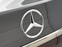 Mercedes-Benz E-klasse 300 e Business Solution AMG | Premium pakket | Lederpakket | Winterpakket | Nightpakket | Trekhaak | Panoramaschuifdak | 360° camera | Burmester® 4D surround sound system | GUARD 360° | 20-inch Multispaak AMG velgen |