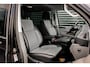 Volkswagen Transporter 2.0 TDI L2H1 CARAVELLE 204PK DC DUBBEL CABINE / ELEK.SCHUIF / FULL OPTIONS / LEDER / FULL BLACK / APPLE CAR