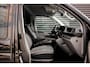 Volkswagen Transporter 2.0 TDI L2H1 CARAVELLE 204PK DC DUBBEL CABINE / ELEK.SCHUIF / FULL OPTIONS / LEDER / FULL BLACK / APPLE CAR