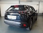 Peugeot e-2008 EV Active Pack 50 kWh 136pk, SOH, 92%, Apple Carplay, Clima controle, Cruise controle, Elek ramen V/A, Pdc achter, Xenon verlichting, Lm velgen 16'', Nederlandse auto, Uniek 39.000km!! Bovag afleverpakket 695,-