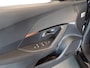Peugeot e-2008 EV Active Pack 50 kWh 136pk, SOH, 92%, Apple Carplay, Clima controle, Cruise controle, Elek ramen V/A, Pdc achter, Xenon verlichting, Lm velgen 16'', Nederlandse auto, Uniek 39.000km!! Bovag afleverpakket 695,-