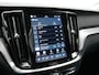 Volvo V60 T6 AWD Plus Dark PHEV 350pk Dealer O.H. | Trekhaak Af Fabriek | Adaptive Cruise | Camera | Harman / Kardon | Lederen Sportstoelen Memory & Verwarmd | Google Assistent | Stuur Verwarmd | Keyless | Apple Carplay | DAB | Plug In Hybrid |