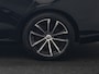 Volvo V60 T6 AWD Plus Dark PHEV 350pk Dealer O.H. | Trekhaak Af Fabriek | Adaptive Cruise | Camera | Harman / Kardon | Lederen Sportstoelen Memory & Verwarmd | Google Assistent | Stuur Verwarmd | Keyless | Apple Carplay | DAB | Plug In Hybrid |