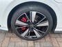 Volkswagen Golf 1.4 eHybrid GTE / 245PK/ AUTOMAAT/ KEYLESS/ CRUISE/ APP-CONNECT/ NAVI/ CLIMATE/ STOELVERWARMING/ PARK. SENSOREN + CAMERA/ DAB