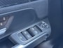 Mercedes-Benz GLB 200 Business Solution AMG (PANO|360|19"|ELEK. TREKHAAK|4-SEIZ)