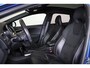 Volvo V40 T3 Polar Plus Sport - Panoramadak - Harman/Kardon audio - Parkeercamera achter - Verwarmde voorstoelen - Parkeersensoren voor & achter - Schakelpaddles aan stuur - Volvo On Call - Cruise Control - Navigatie - Standkachel - Extra getint glas - 17' LMV