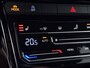 Volkswagen T-Roc 1.0 TSI R-Line | Camera | ACC | Stoelverwarming |  Navigatie | Getint Glas | 17'' |