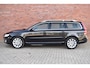 Volvo V70 T4 190PK Automaat Polar+ | IntelliSafe Pro Line | Family Line | Trekhaak |
