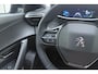Peugeot e-2008 EV Allure Pack 50 kWh | Achteruitrijcamera | Lichtmetalen velgen | Navigatie | Apple Carplay/Android Auto |