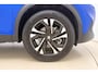 Peugeot e-2008 EV Allure Pack 50 kWh | Achteruitrijcamera | Lichtmetalen velgen | Navigatie | Apple Carplay/Android Auto |