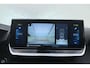 Peugeot e-2008 EV Allure Pack 50 kWh | Achteruitrijcamera | Lichtmetalen velgen | Navigatie | Apple Carplay/Android Auto |