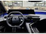 Peugeot E-3008 EV 73 kWh 210pk GT Avantage Alcantara|Elec. stoelverstelling met geheugen|Warmtepomp|Superluxe dashboard+touchscreen|Navi|AppleCarPlay&AndroidAuto