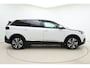 Peugeot 5008 1.6 PureTech Blue Lease Premium Automaat | Navigatie | Trekhaak | Draadloze telfoonlader | Camera | Keyless | Half lederen bekleding