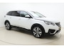 Peugeot 5008 1.6 PureTech Blue Lease Premium Automaat | Navigatie | Trekhaak | Draadloze telfoonlader | Camera | Keyless | Half lederen bekleding