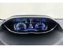 Peugeot 5008 1.6 PureTech Blue Lease Premium Automaat | Navigatie | Trekhaak | Draadloze telfoonlader | Camera | Keyless | Half lederen bekleding