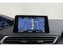 Peugeot 5008 1.6 PureTech Blue Lease Premium Automaat | Navigatie | Trekhaak | Draadloze telfoonlader | Camera | Keyless | Half lederen bekleding