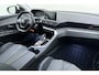 Peugeot 5008 1.6 PureTech Blue Lease Premium Automaat | Navigatie | Trekhaak | Draadloze telfoonlader | Camera | Keyless | Half lederen bekleding