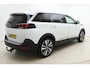 Peugeot 5008 1.6 PureTech Blue Lease Premium Automaat | Navigatie | Trekhaak | Draadloze telfoonlader | Camera | Keyless | Half lederen bekleding