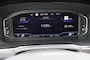 Volkswagen Touran 1.5 TSI DSG R-Line / 7 persoons/ Camera / LED/ PDC/ App-Connect/ Navi