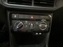 Volkswagen T-Cross 1.0 TSI Life Navigatie App-Connect Parkeersensoren DAB+