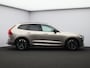 Volvo XC60 2.0 T6 Plug-in hybrid AWD Ultra Dark / Trekhaak / Luchtvering / 360 Camera / Head-up Display / Harman Kardon / Stoel+Stuurverwarming / Elektrische Stoelen /
