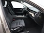 Volvo XC60 2.0 T6 Plug-in hybrid AWD Ultra Dark / Trekhaak / Luchtvering / 360 Camera / Head-up Display / Harman Kardon / Stoel+Stuurverwarming / Elektrische Stoelen /