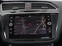Volkswagen Tiguan 1.4 TSI 150PK Aut. 4Motion Highline Business R | R-Line | Pano | Navi | Virtual Display | Stoelverwarming | Camera | Trekhaak | Climate Control | DAB+ | Carplay