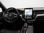 Volvo XC60 2.0 T8 Plug-in hybrid AWD Plus Black Edition / Panoramadak / Head-up Display / 360 Camera / Harman Kardon / Stoel+Stuurverwarming / BLIS / Pilot Assist / Getint Glas /