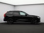 Volvo XC60 2.0 T8 Plug-in hybrid AWD Plus Black Edition / Panoramadak / Head-up Display / 360 Camera / Harman Kardon / Stoel+Stuurverwarming / BLIS / Pilot Assist / Getint Glas /