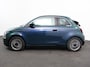 Fiat 500e Berline 42 kWh Automaat Climate control Cruise control Achteruitrijcamera Led Navigatie Apple Carplay/ Android Auto Lichtmetalen velgen Stoelverwarming