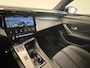 Peugeot 308 1.6 Plug-in Hybrid 180 GT Panoramadak Navigatie Apple Carplay Android Auto Camera Parkeersensoren Adaptive Cruise Control Full LED 18" LM Velgen Ambiente verlichting