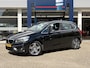 BMW 2-Serie Active Tourer 218i Centennial High Executive / Automaat / NL-Auto / Vol-Leder / Head-Up Display / Stoelverwarming / Cruise-Control / LED / Afneembare-Trekhaak / Keyless / Elektr.-Achterklep / PDC-Achter met Camera / 16'' LMV / ENZ.