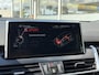 BMW 2-Serie Active Tourer 218i Centennial High Executive / Automaat / NL-Auto / Vol-Leder / Head-Up Display / Stoelverwarming / Cruise-Control / LED / Afneembare-Trekhaak / Keyless / Elektr.-Achterklep / PDC-Achter met Camera / 16'' LMV / ENZ.