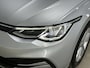 Volkswagen Golf 1.5 TSI Life 130 pk | Acc | Led | Navi | Winter pack |