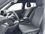 Peugeot e-2008 EV Active 50 kWh | 1ste eigenaar | Apple CarPlay | Cruise control | LED verlichting | Climate control |