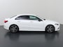 Mercedes-Benz A-klasse 180 AMG Line | Night | Widescreen | Stoelverwarming | Achteruitrijcamera | Sfeerverlichting |