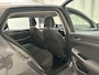 Volkswagen Golf 1.0 eTSI DSG Life Business Alcantara Parkeersensoren Navigatie