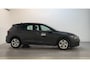 Volkswagen Golf 1.0 eTSI DSG Life Business Alcantara Parkeersensoren Navigatie