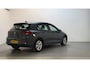 Volkswagen Golf 1.0 eTSI DSG Life Business Alcantara Parkeersensoren Navigatie