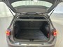 Volkswagen Golf 1.0 eTSI DSG Life Business Alcantara Parkeersensoren Navigatie