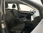 Volkswagen Golf 1.0 eTSI DSG Life Business Alcantara Parkeersensoren Navigatie