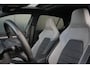 Volkswagen Golf 1.5 GTE 272pk eHybrid | Panoramadak | Trekhaak | Head-up Display | Camera | Adaptive Cruise |