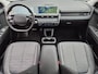 Hyundai Ioniq 5 Connect 77.4 kWh / SOH 98% / Fabrieksgarantie tot 12-2029 / Trekgewicht 1600 kg / CCS snelladen / All season banden / Stuur- Stoel & Achterbank verwarming / Warmtepomp / Achteruitrijcamera / Elektrische achterklep / Apple Carplay Android Auto /